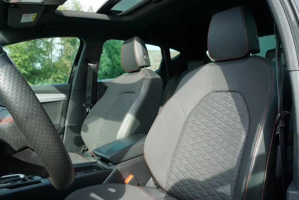SEAT Leon 1.4 TSI eHybrid PHEV FR Pano uit 2020, foto 11
