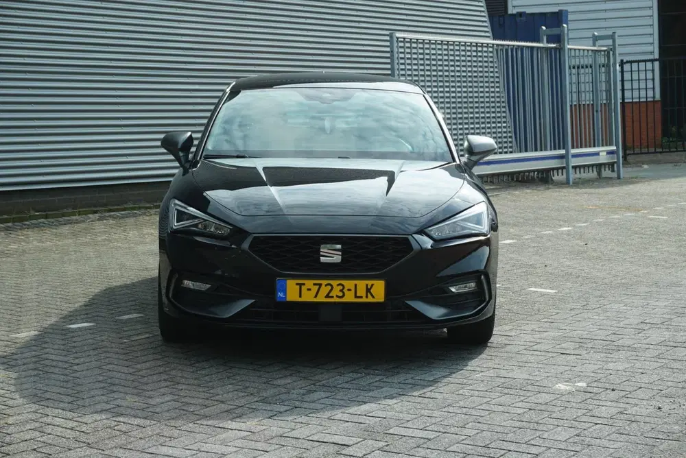 SEAT Leon 1.4 TSI eHybrid PHEV FR Pano uit 2020, foto 2