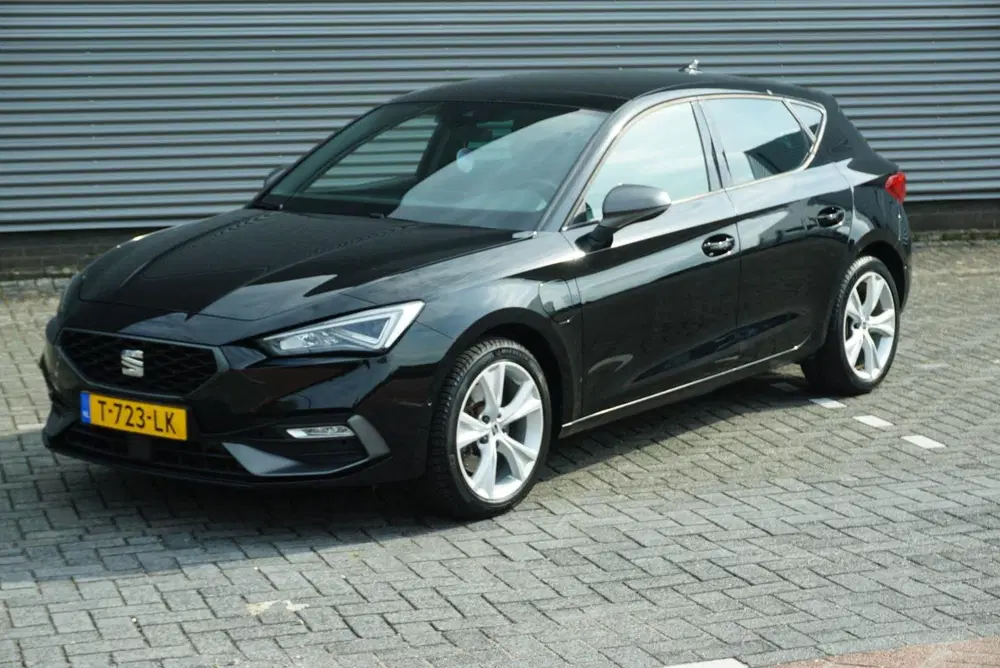 SEAT Leon 1.4 TSI eHybrid PHEV FR Pano uit 2020, foto 3
