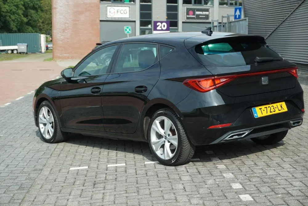 SEAT Leon 1.4 TSI eHybrid PHEV FR Pano uit 2020, foto 6
