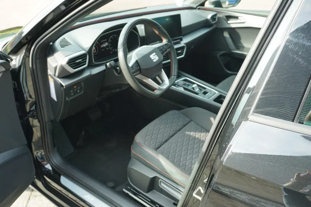 SEAT Leon 1.4 TSI eHybrid PHEV FR Pano uit 2020, foto 9