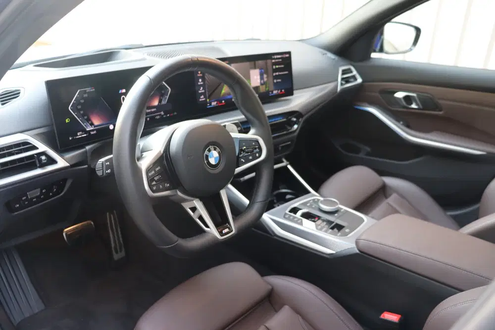 BMW 3-serie 330i xDrive High Executive M Sport Autom uit 2025, foto 13