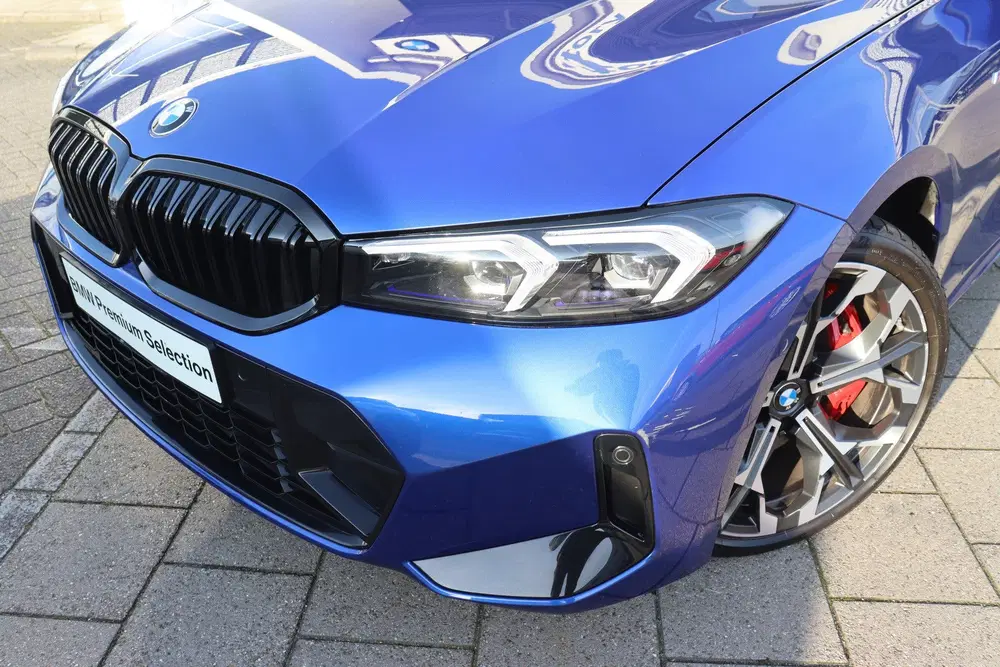 BMW 3-serie 330i xDrive High Executive M Sport Autom uit 2025, foto 3