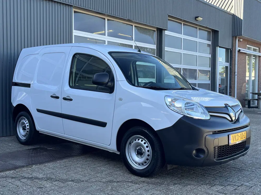 Renault Kangoo 1.5 Blue dCi Airco Cruise controle Navigat uit 2021