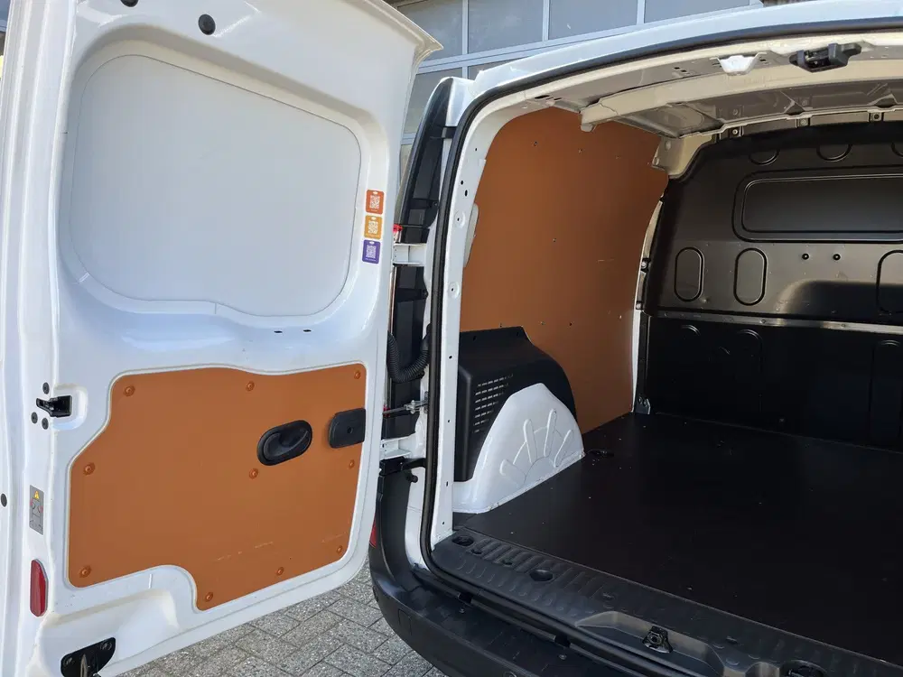Renault Kangoo 1.5 Blue dCi Airco Cruise controle Navigat uit 2021, foto 15