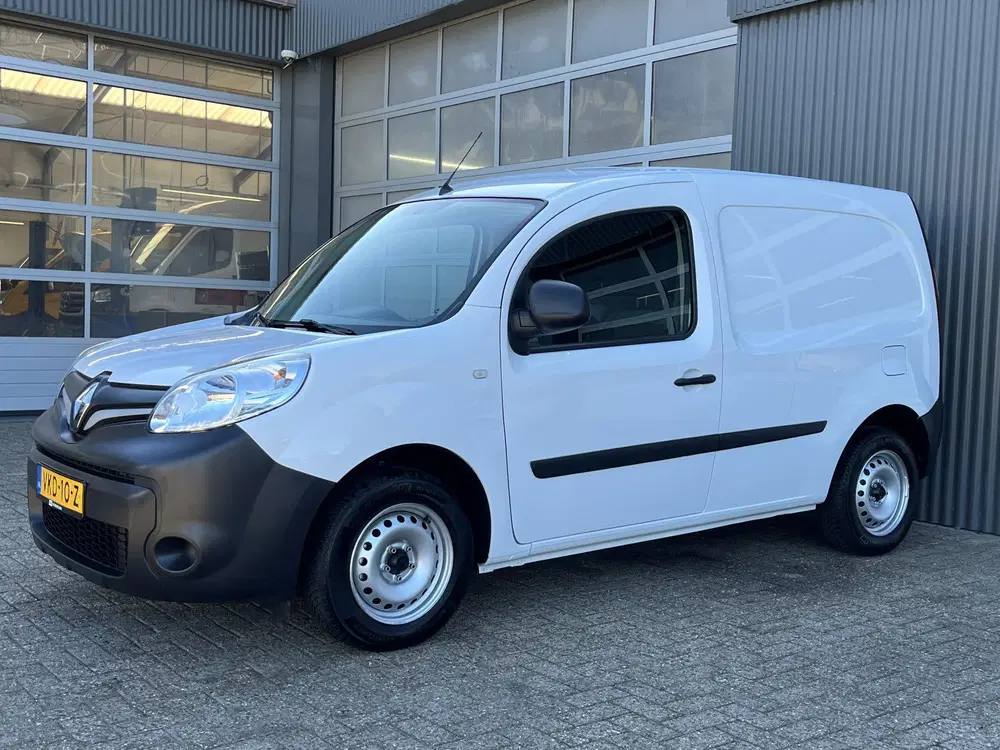 Renault Kangoo 1.5 Blue dCi Airco Cruise controle Navigat uit 2021, foto 2