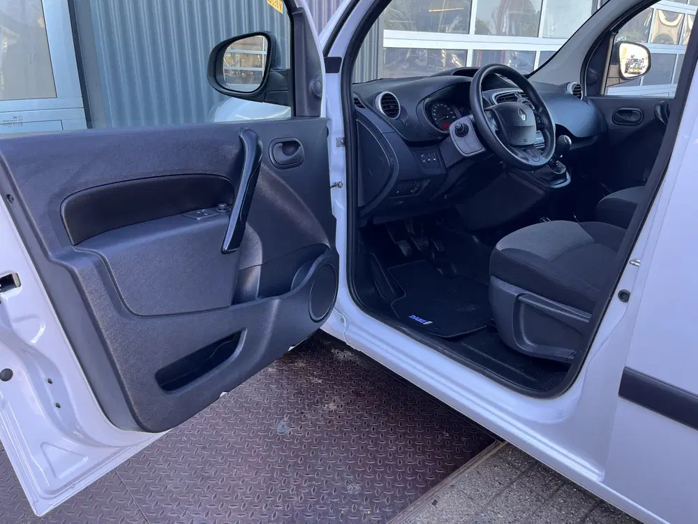 Renault Kangoo 1.5 Blue dCi Airco Cruise controle Navigat uit 2021, foto 5