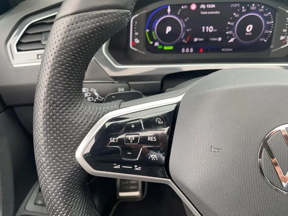 Volkswagen Tiguan 1.4 TSI eHybrid R-Line Business+ uit 2021, foto 12