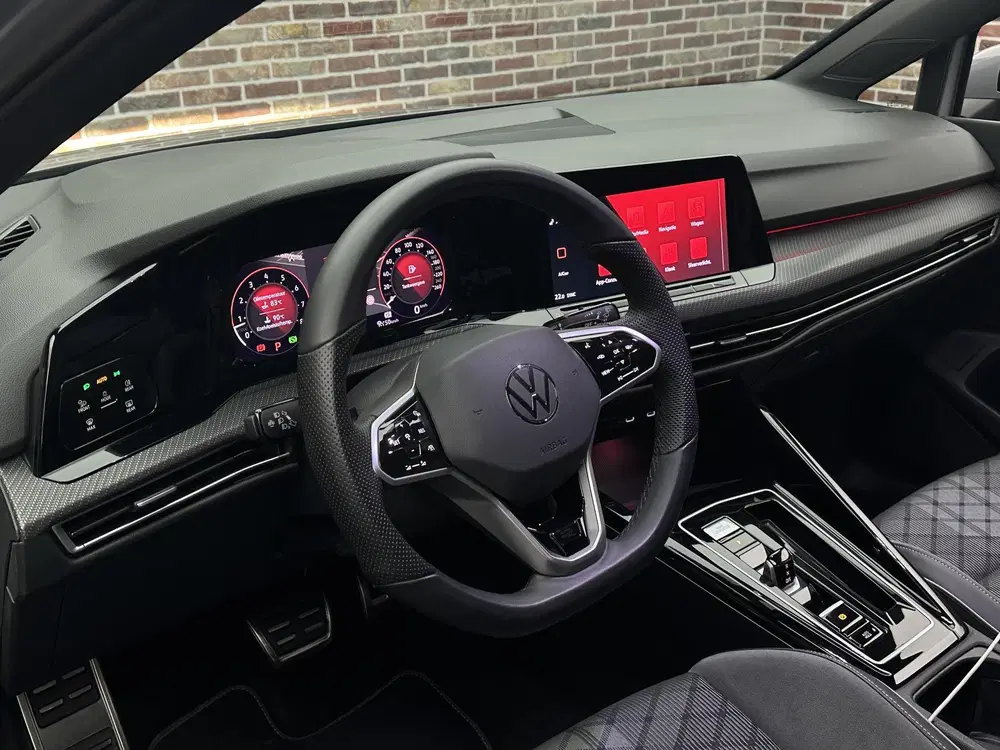 Volkswagen Golf 1.5 eTSI R-Line Dodehoek herkenning uit 2023, foto 3
