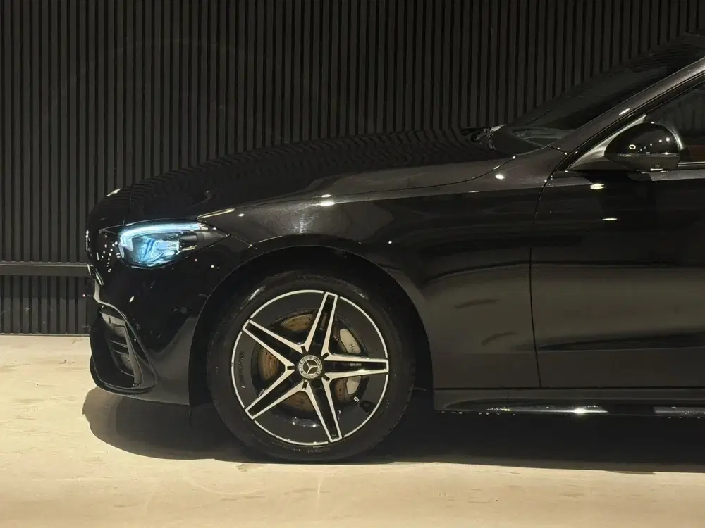 Mercedes-Benz C-Klasse 300e AMG Pano uit 2022, foto 9