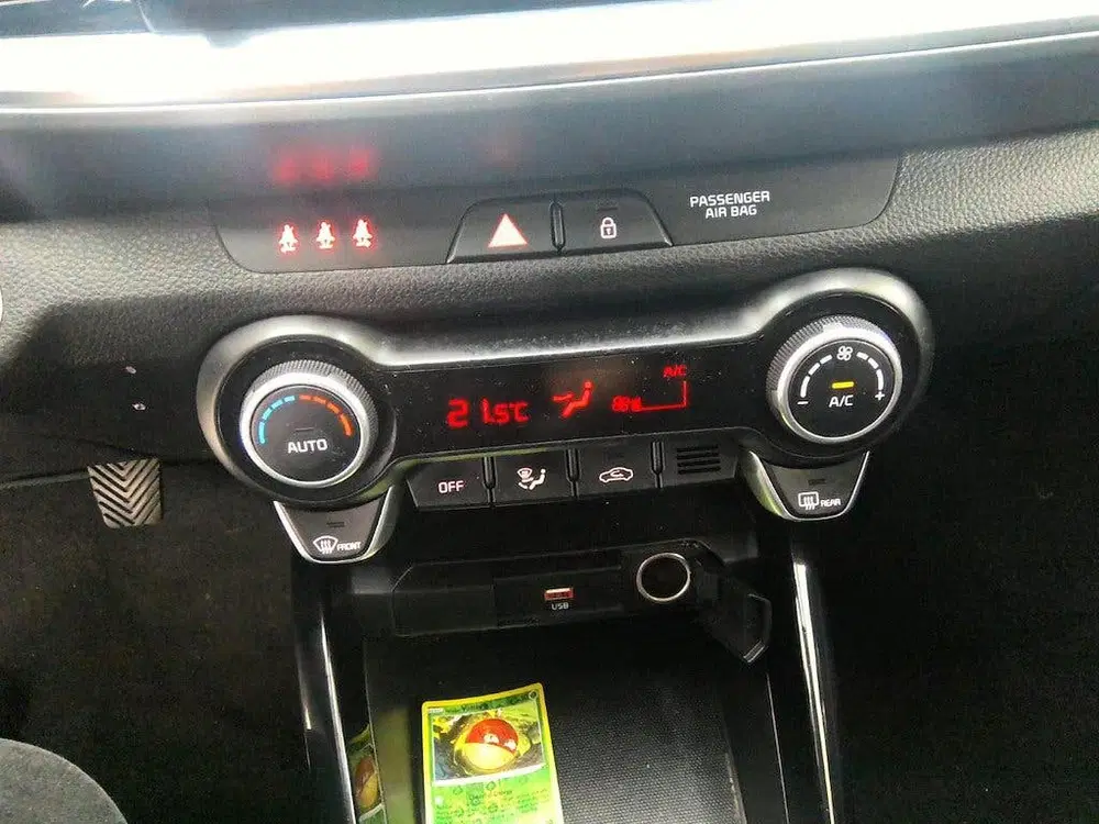 Kia Stonic 1.0 T-GDi MHEV DynamicPlusLine+Led+Ecc+Nav uit 2021, foto 3