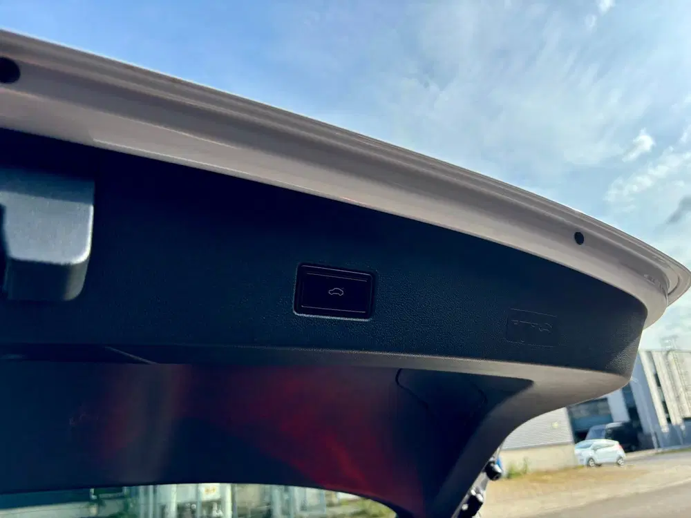 Volkswagen T-Roc 2021 black style uit 2021, foto 12