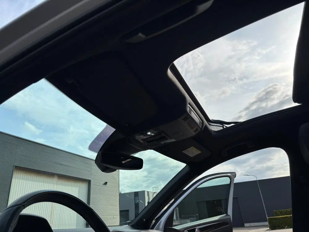 Volkswagen T-Roc 2021 black style uit 2021, foto 4
