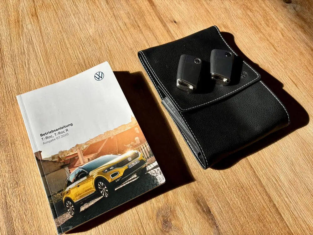 Volkswagen T-Roc 2021 black style uit 2021, foto 6