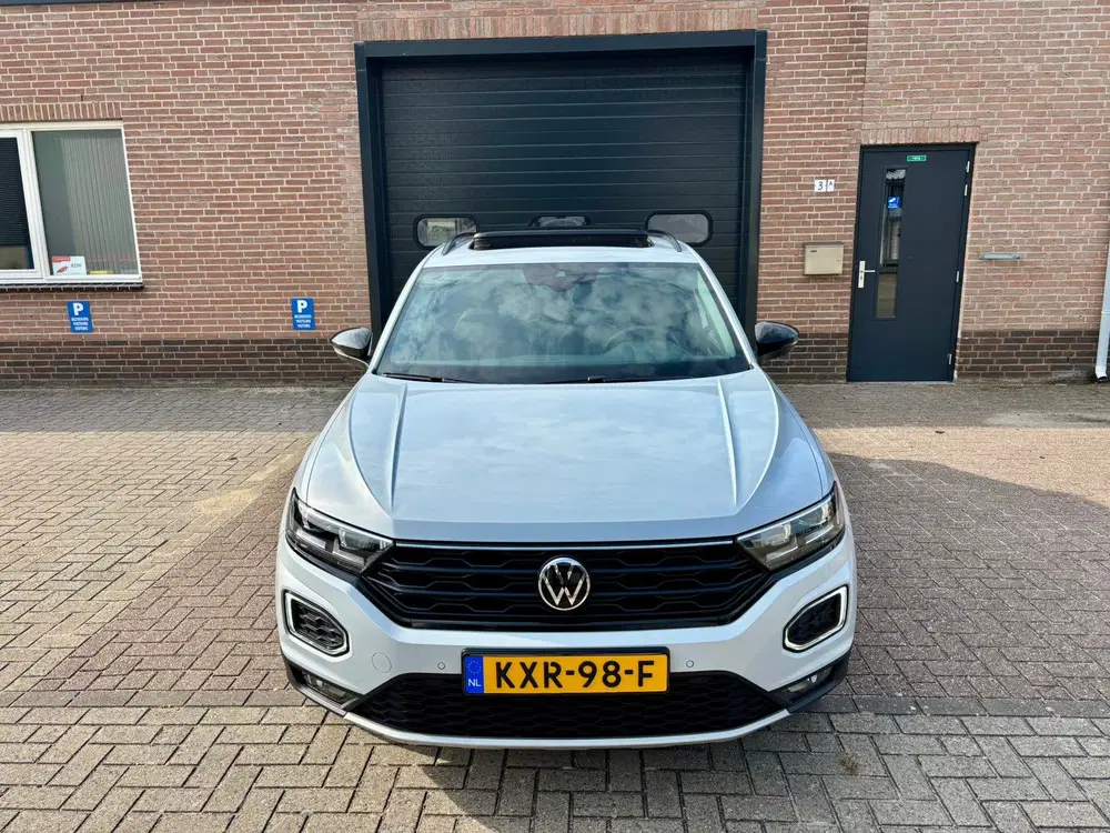 Volkswagen T-Roc 2021 black style uit 2021, foto 8