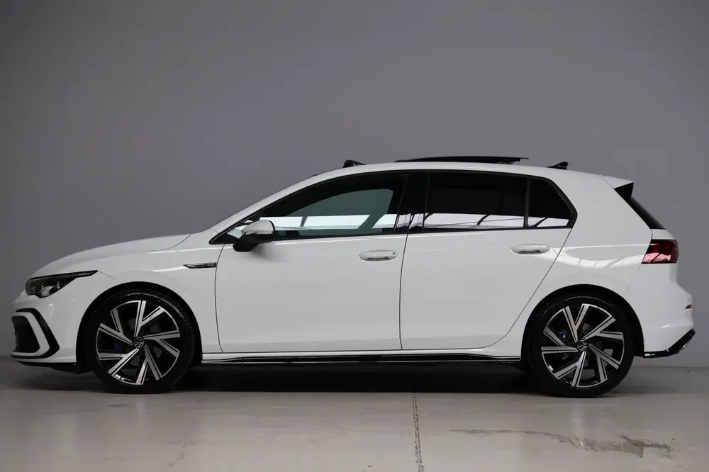 Volkswagen Golf 1.5 eTSI R-Line uit 2020, foto 9