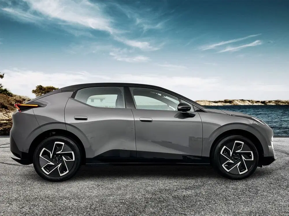 Lynk & Co 02 More 66kWh 272PK uit 2025, foto 7