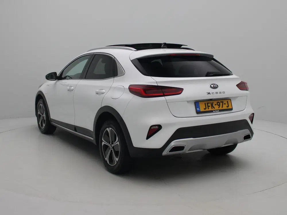 Kia XCeed 1.6 GDi PHEV DynamicLine uit 2021, foto 2