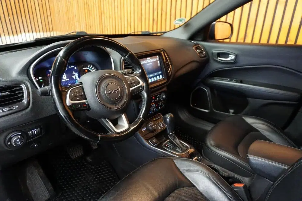 Jeep Compass 4xe 240 Plug-in Hybrid Electric S Automaat uit 2020, foto 12