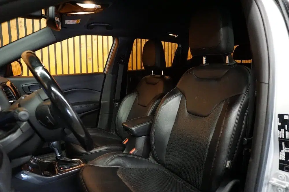 Jeep Compass 4xe 240 Plug-in Hybrid Electric S Automaat uit 2020, foto 13