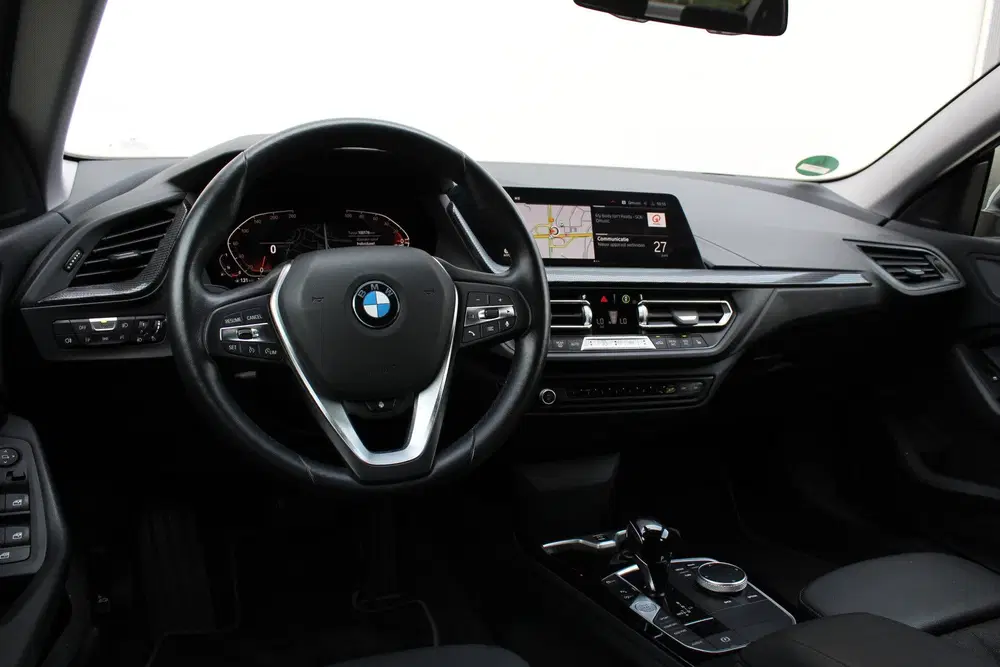 BMW 2-serie Coupé 218i Sport Line Automaat uit 2023, foto 12
