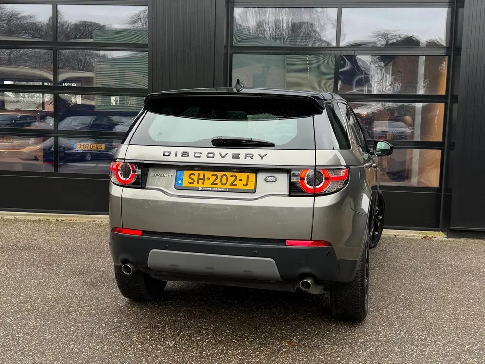 Land Rover Discovery Sport 2.0 TD4 Urban Series SE Dynamic uit 2019, foto 2