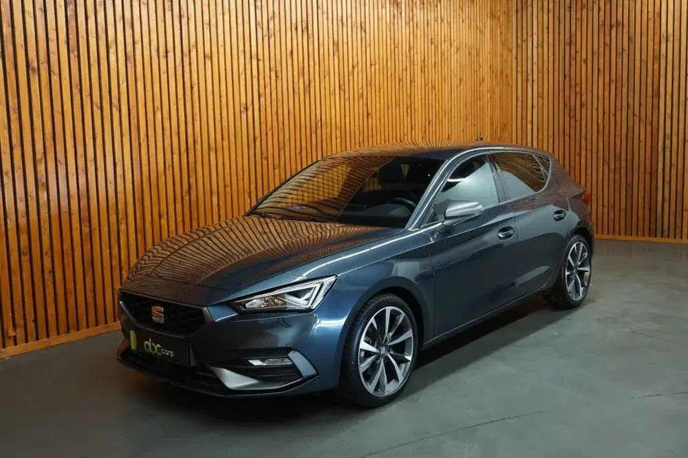 SEAT Leon 1.5 eTSI FR BUSINESS AUTOMAAT uit 2023