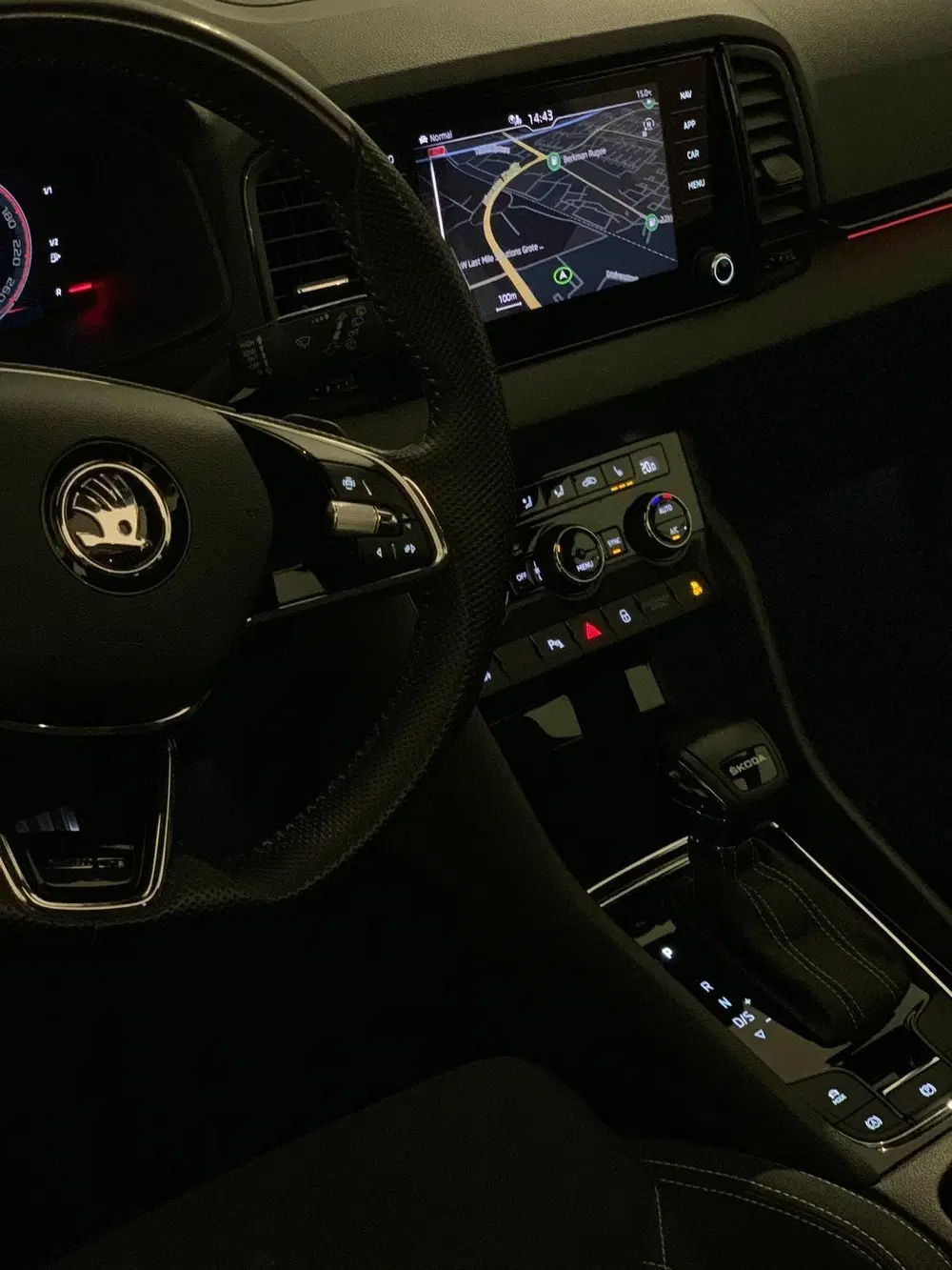 Skoda Karoq 1.5 TSI ACT Sportline Full option 1 jaar g uit 2023, foto 12