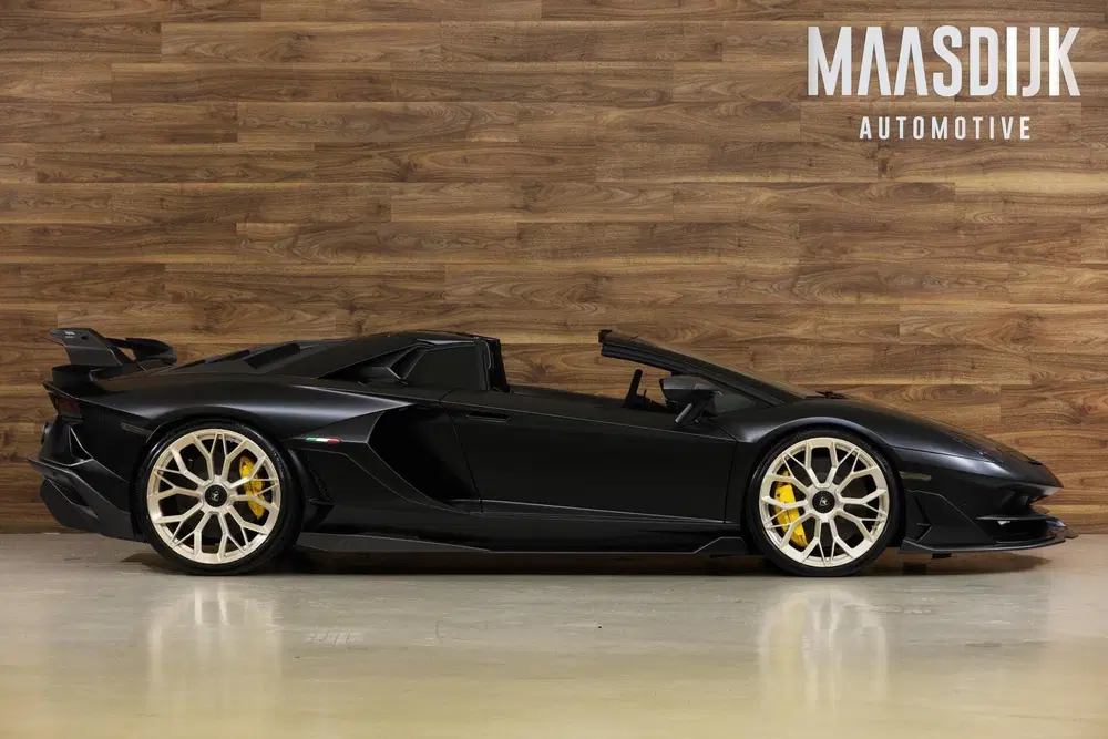 Lamborghini Aventador 6.5 V12 SVJ Roadster uit 2021, foto 2