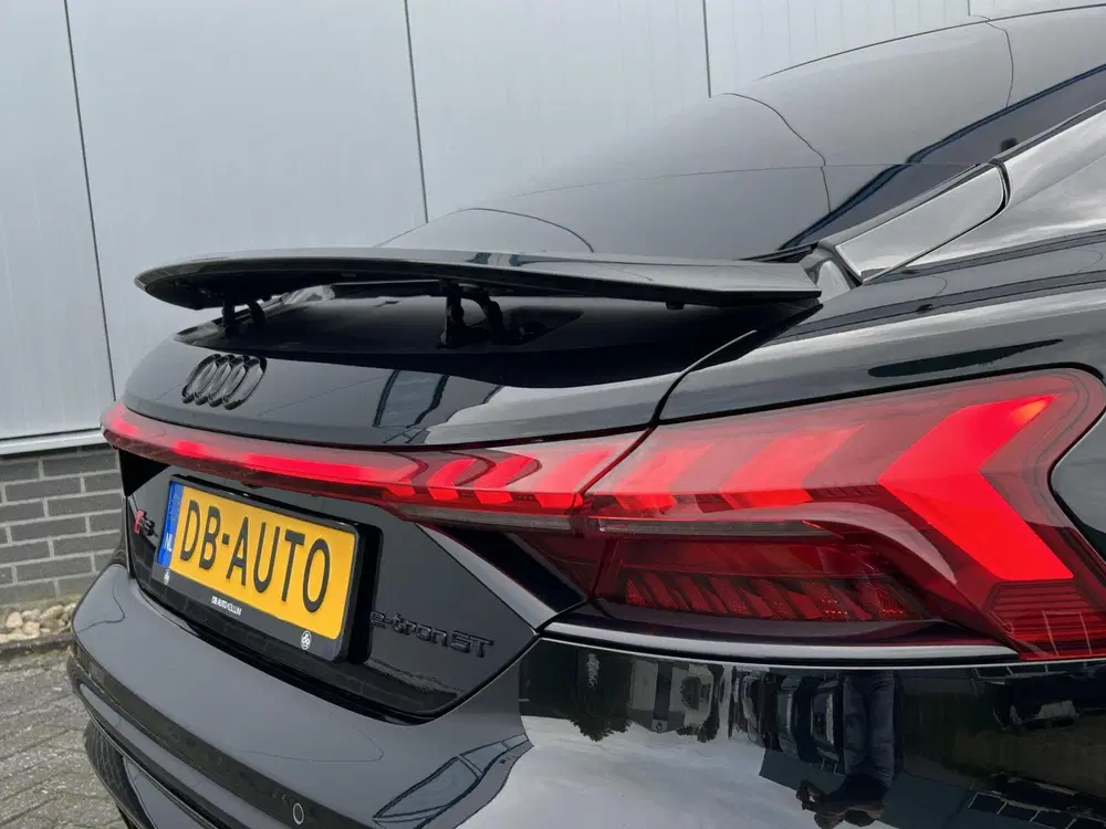 Audi e-tron GT RS 93 kWh uit 2021, foto 13