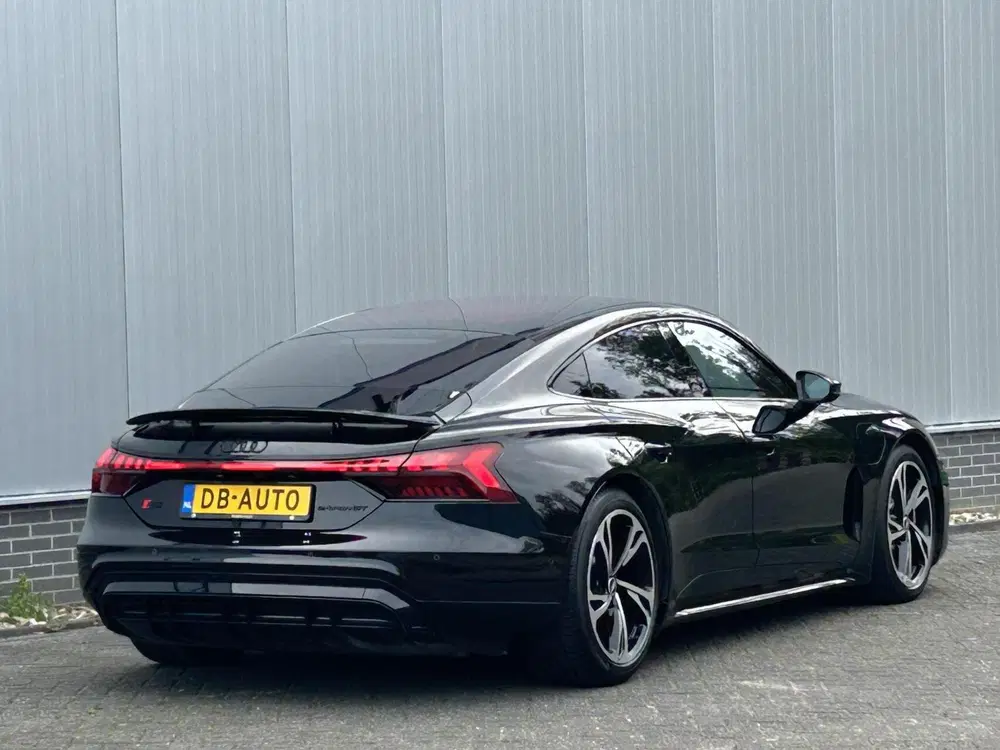 Audi e-tron GT RS 93 kWh uit 2021, foto 5