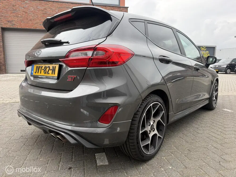 Ford Fiesta 200pk ST-3 uit 2020, foto 10