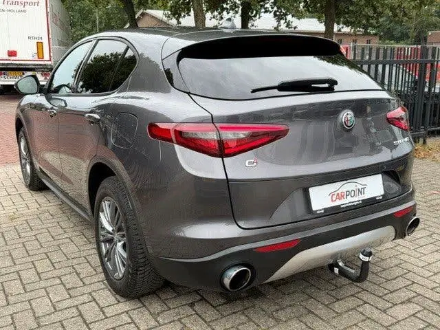 Alfa Romeo Stelvio 2.0 T AWD Q4 200PK Leer Navi Trekhaak Key uit 2019, foto 9