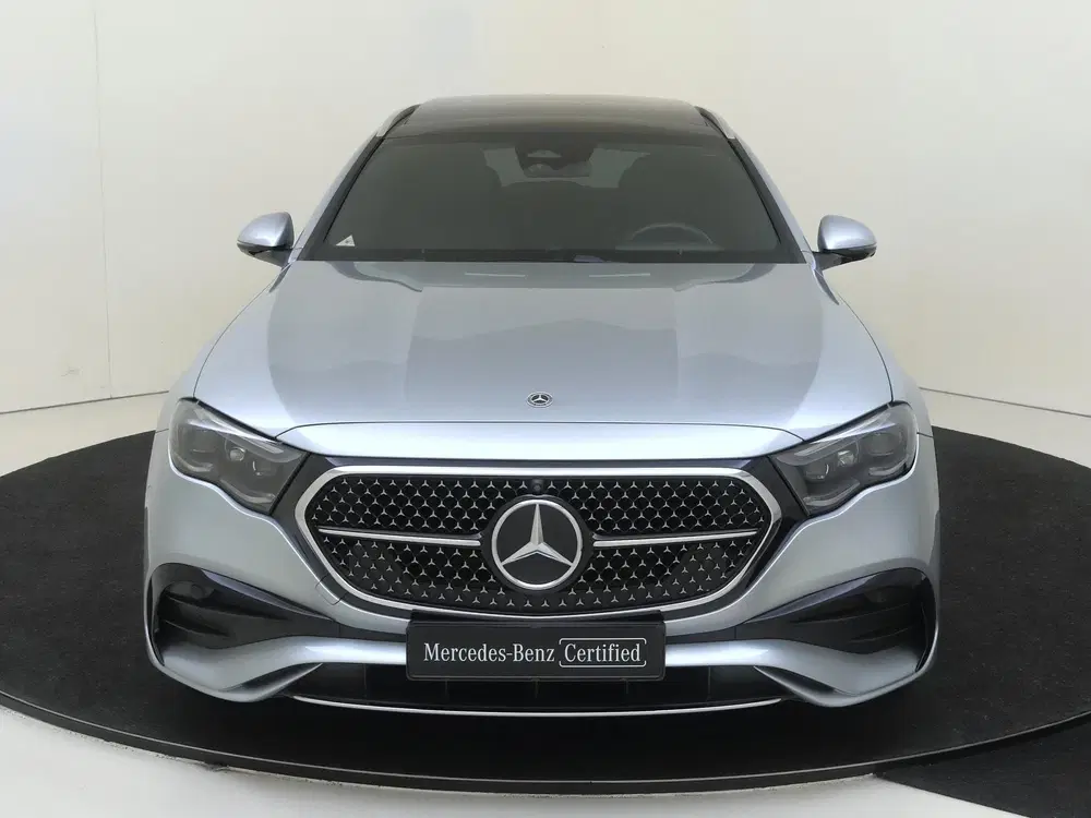Mercedes-Benz E-Klasse 300 e AMG Line uit 2024, foto 6