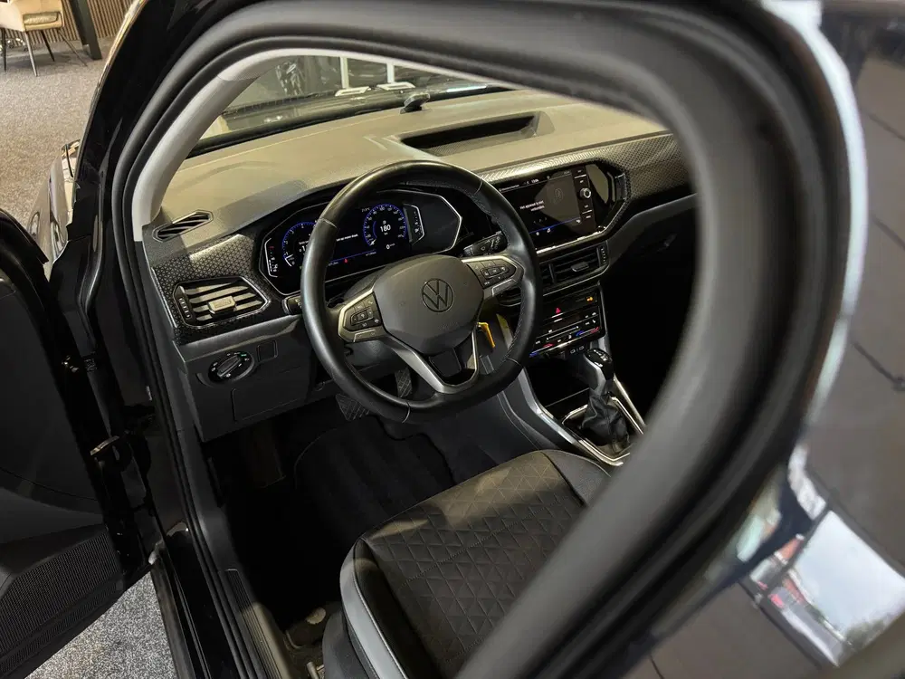 Volkswagen T-Cross 1.0 TSI Style uit 2022, foto 3