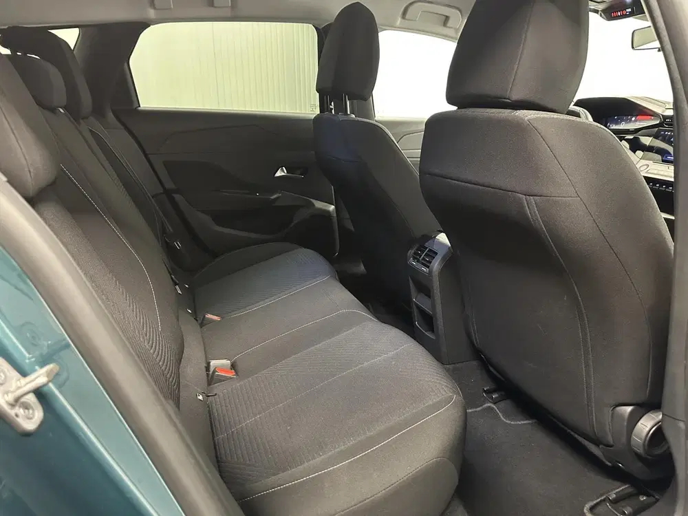 Peugeot 308 1.2 PureTech Active Pack Business NAVI CAR uit 2022, foto 13
