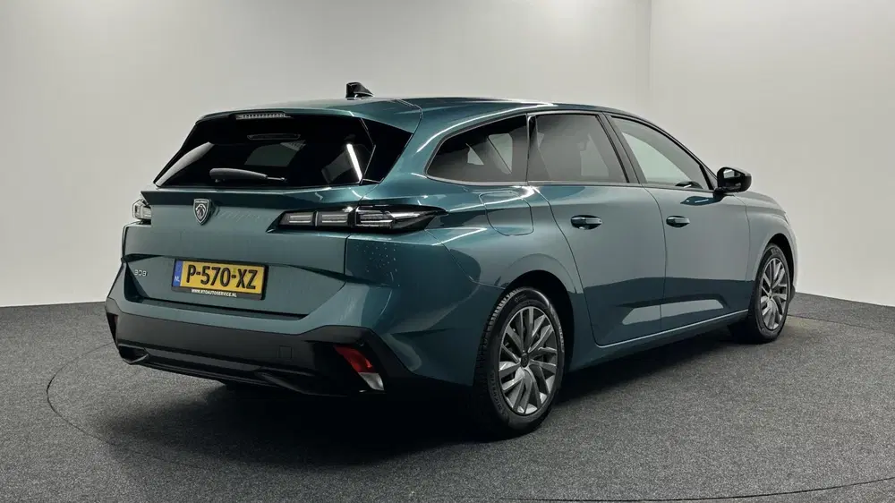Peugeot 308 1.2 PureTech Active Pack Business NAVI CAR uit 2022, foto 5
