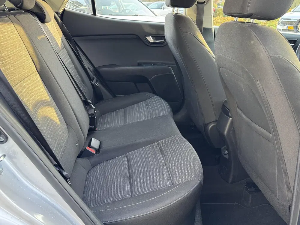 Kia Stonic 1.0 T-GDi MHEV DynamicLine uit 2024, foto 12
