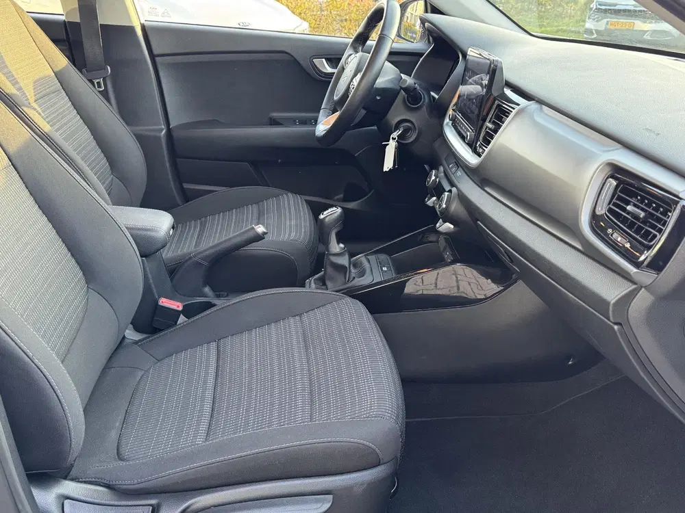 Kia Stonic 1.0 T-GDi MHEV DynamicLine uit 2024, foto 9