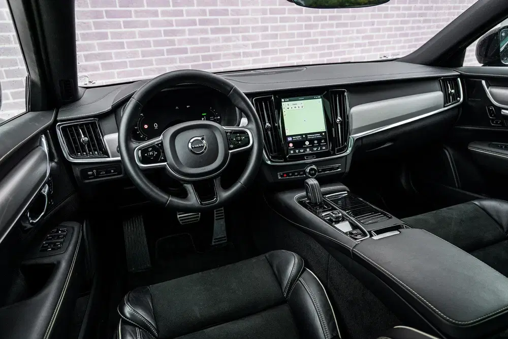 Volvo V90 2.0 T8 Recharge AWD R-Design uit 2022, foto 11