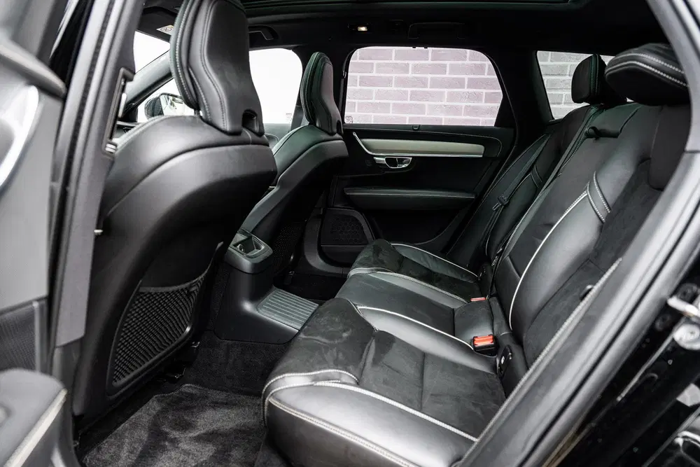 Volvo V90 2.0 T8 Recharge AWD R-Design uit 2022, foto 8