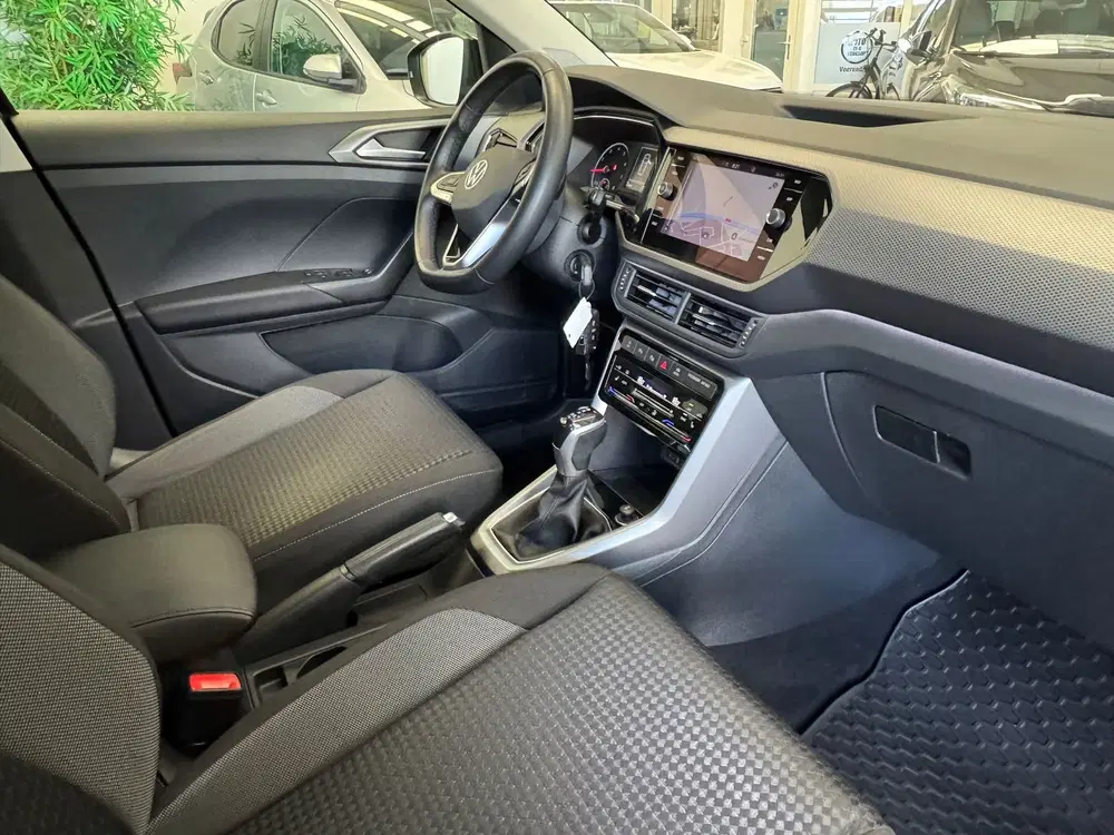 Volkswagen T-Cross 1.0 TSI 110 Active automaat uit 2021, foto 11