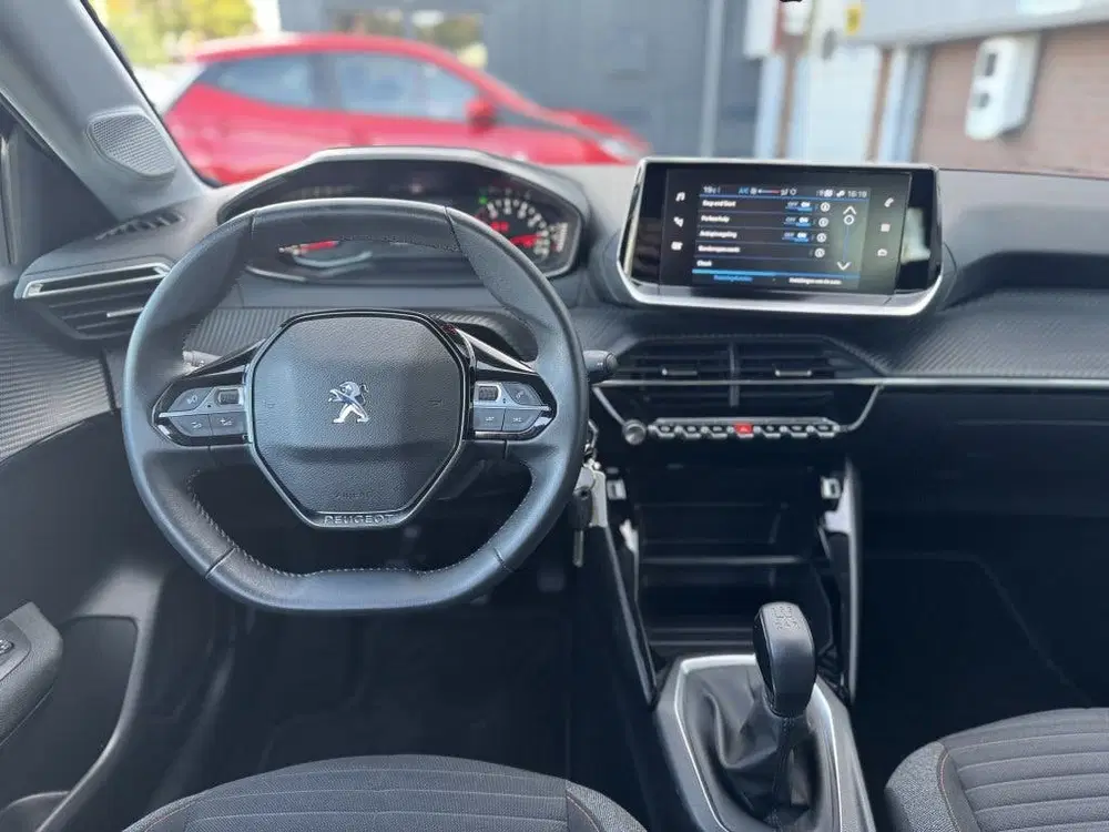 Peugeot 208 1.2 PT Active Pack (bj 2022) uit 2022, foto 12