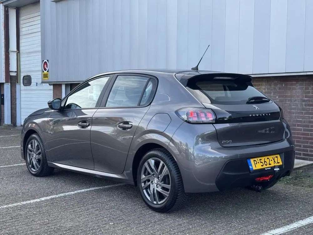 Peugeot 208 1.2 PT Active Pack (bj 2022) uit 2022, foto 3