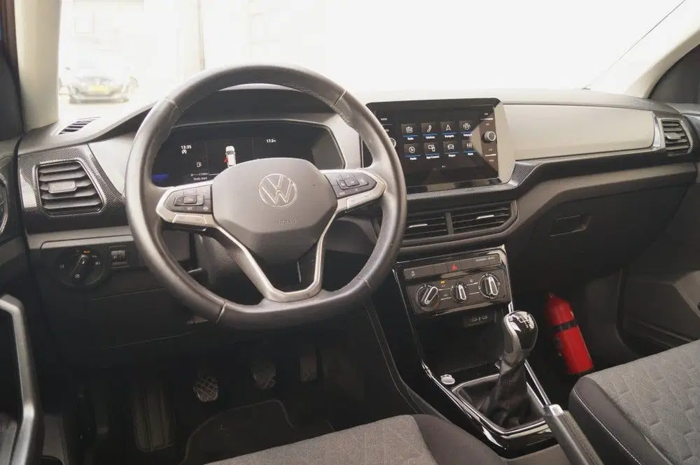 Volkswagen T-Cross 1.0 TSI Life Edition -LED-DIGI-AIRCO-CRUI uit 2024, foto 9