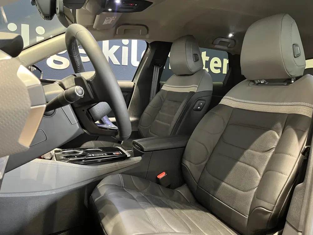 Citroën C5 X Citroen C5 X Business Plus uit 2023, foto 10