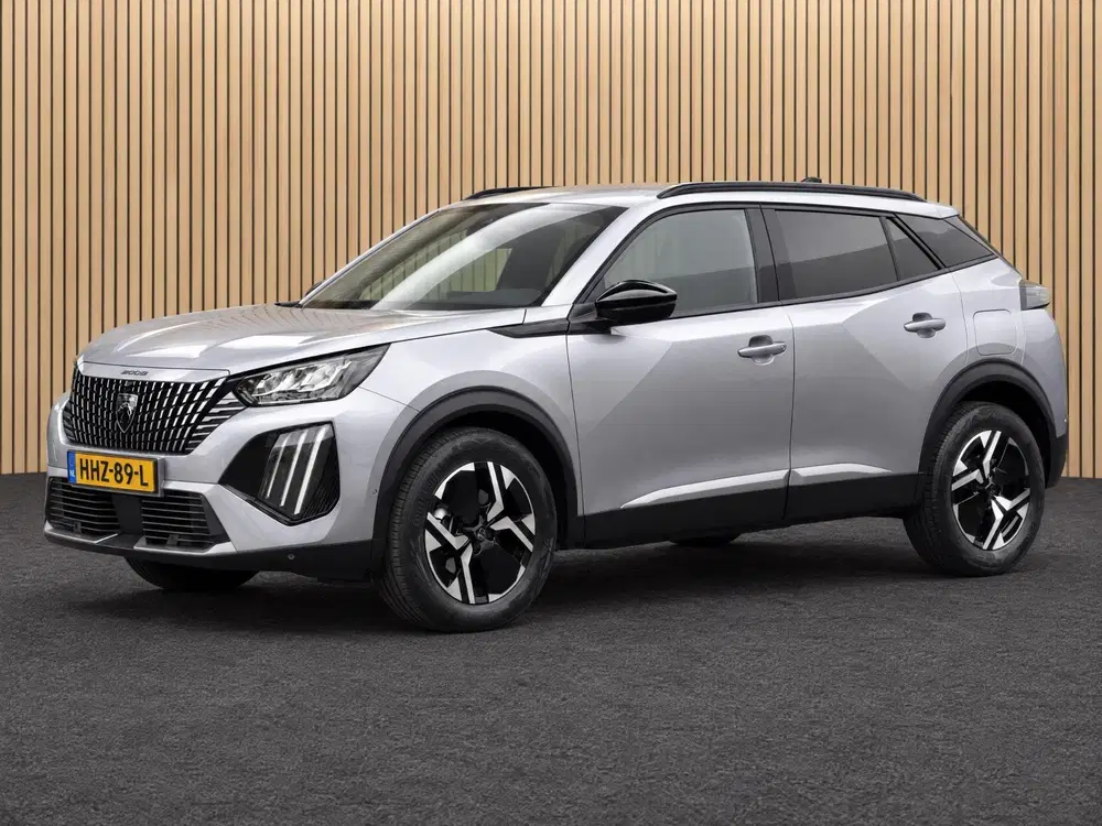 Peugeot 2008 1.2 Hybrid 145 Allure uit 2025, foto 5