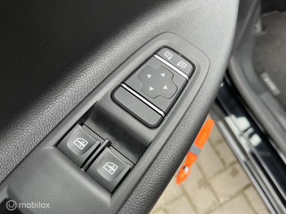 Renault ZOE R110 Life 52 kWh (ex Accu) SOH 92% uit 2020, foto 7