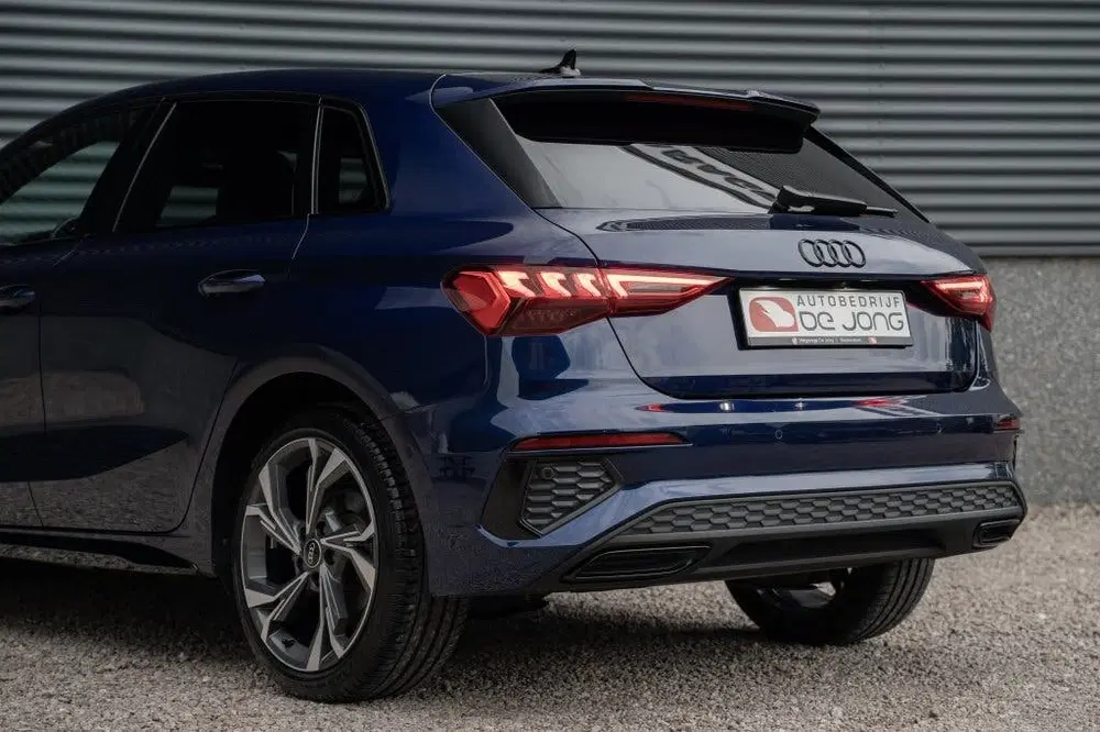Audi A3 40 TFSIe 2X S-Line uit 2023, foto 4
