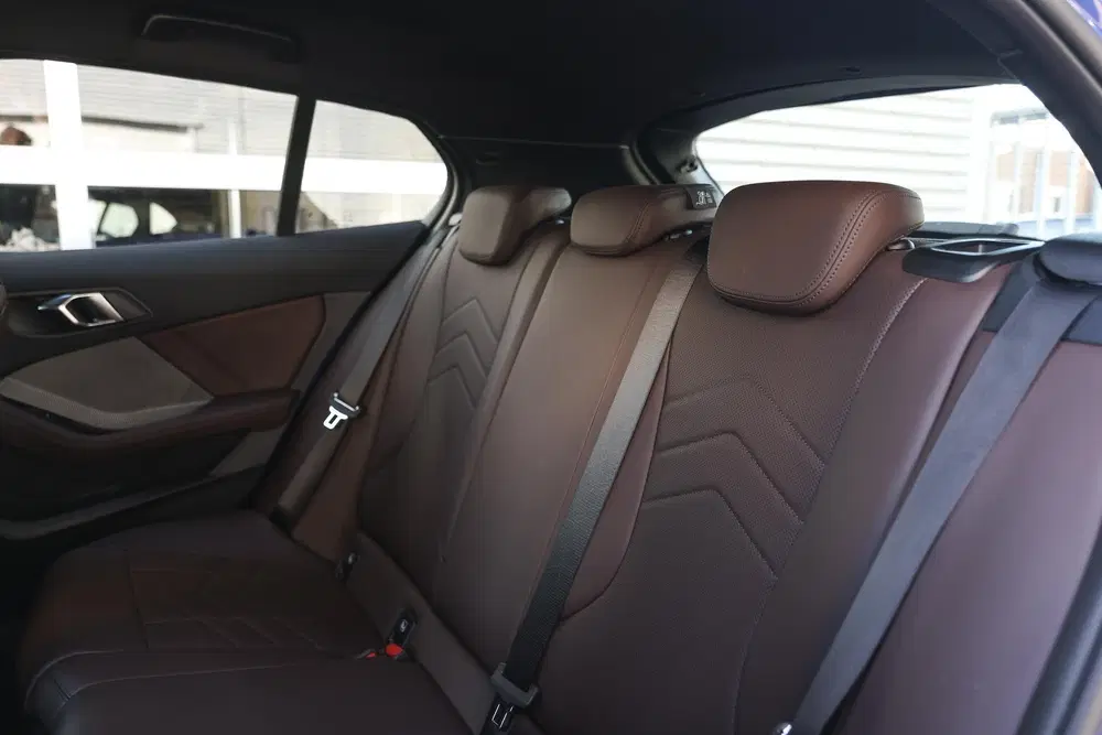 BMW 1-serie 120 M Sport automaat uit 2025, foto 13